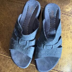 Clarks Springers slip on sandals